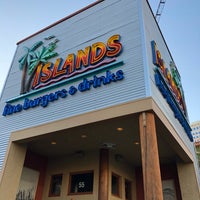 Das Foto wurde bei Islands Restaurant von Edgar L. am 6/25/2018 aufgenommen