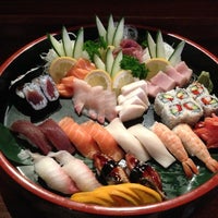 Das Foto wurde bei Sakura Japanese Steak &amp;amp; Seafood House von Ken P. am 10/7/2012 aufgenommen