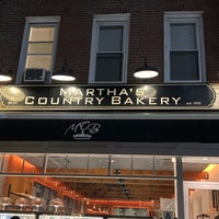 7/15/2022 tarihinde Hany Y.ziyaretçi tarafından Martha&amp;#39;s Country Bakery'de çekilen fotoğraf