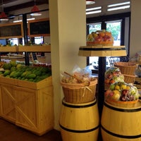 1/9/2015에 Meity S.님이 Apricot Fruit Store에서 찍은 사진