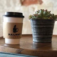 Foto tomada en Railway Coffee  por Jennifer H. el 7/1/2020