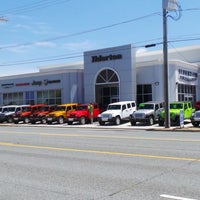 รูปภาพถ่ายที่ Ilderton Dodge Chrysler Jeep Ram โดย Ilderton C. เมื่อ 2/13/2017