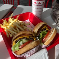 Photo taken at In-N-Out Burger by Melissa D. on 11/8/2018