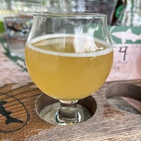 Photo taken at Dogfish Head Craft Brewery by Melissa D. on 6/17/2023