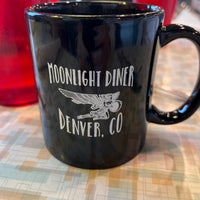 Снимок сделан в Moonlight Diner пользователем Melissa D. 12/3/2023
