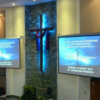 Review Gereja Kristen Indonesia (GKI) Darmo Permai