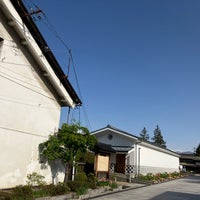 Photo taken at 塩の道ちょうじや by epole .. on 4/27/2023