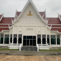 Photo taken at Wat Phra Si Mahathat by Supakan K. on 9/27/2023