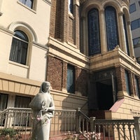 Photo taken at Église Notre-Dame-des-Victoires by Quonji on 8/25/2018