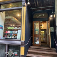Photo taken at Sandmeyer&amp;#39;s Bookstore by Stephanie S. on 8/26/2023