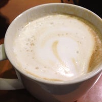 Photo taken at Starbucks by Emre D. on 10/27/2012