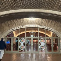3/20/2024 tarihinde Renee R.ziyaretçi tarafından Grand Central Oyster Bar'de çekilen fotoğraf