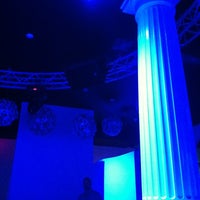 Das Foto wurde bei Coliseum Nightclub von Jaida am 10/13/2012 aufgenommen