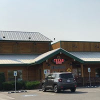 Photo taken at Texas Roadhouse by James H. on 8/27/2017