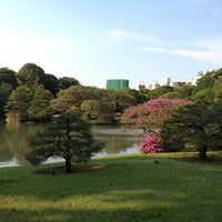 Photo taken at Rikugien Gardens by Hiroshi T. on 5/4/2013