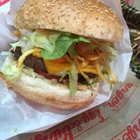 Photo taken at Egg &amp;amp; Burger by Sezen T. on 10/28/2015