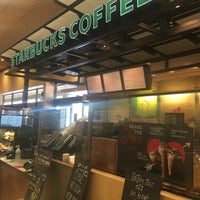 Photo taken at Starbucks by Kristin S. on 2/9/2017