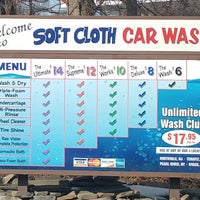 Foto tirada no(a) Northvale Soft Cloth Car Wash por Logan L. em 2/18/2017