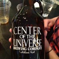 รูปภาพถ่ายที่ Center of the Universe Brewing Company โดย Mike L. เมื่อ 3/9/2013