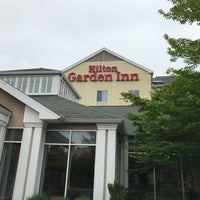 Foto tomada en Hilton Garden Inn  por Makino S. el 5/29/2017