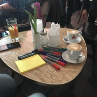 1/6/2018 tarihinde Valeriy V.ziyaretçi tarafından Café Hilde'de çekilen fotoğraf