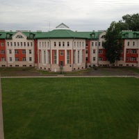 6/14/2013 tarihinde Лев В.ziyaretçi tarafından Отель Парк Крестовский / Hotel Park Krestovskiy'de çekilen fotoğraf