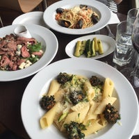 Photo taken at Carluccio&amp;#39;s by Anargyros A. on 8/5/2016