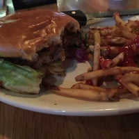 Photo taken at BJ&amp;#39;s Restaurant &amp;amp; Brewhouse by Guapo-Mike K. on 8/11/2015