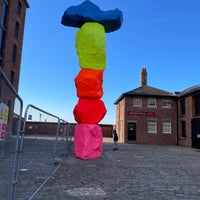 Photo taken at Tate Liverpool by Denise R. on 11/12/2022