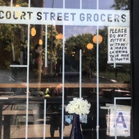 7/31/2021 tarihinde Amy W.ziyaretçi tarafından Court Street Grocers Hero Shop'de çekilen fotoğraf