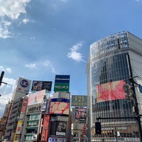 9/7/2019にねぎねぎをが渋谷駅前スクランブル交差点で撮った写真