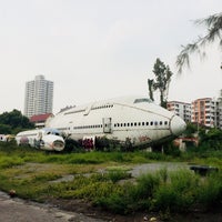 Photo taken at Airplane Graveyard by Hoay S. on 9/10/2018