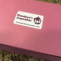 4/5/2019 tarihinde Connie B.ziyaretçi tarafından Pandora&amp;#39;s Cupcakes'de çekilen fotoğraf