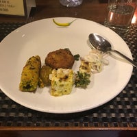 Foto tomada en The Yellow Chilli Restaurant  por Ankur J. el 6/17/2017