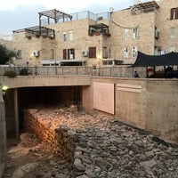 Photo taken at החומה הרחבה The Broad Wall by Stephen D. on 10/21/2018