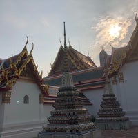 Photo taken at Wat Pho Thai Traditional Medical and Massage School by apple T. on 1/25/2020