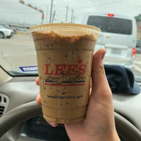 Photo taken at Lee&amp;#39;s Sandwiches by Daniel Q. on 4/7/2018