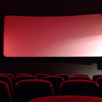 6/19/2015에 Wynette님이 Cinerama Filmtheater에서 찍은 사진