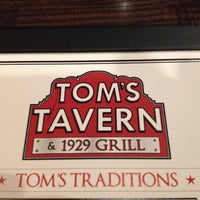 Photo taken at Tom&amp;#39;s Tavern &amp;amp; 1929 Grill by Dara on 9/8/2012