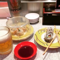 Foto scattata a Hanaichi Sushi Bar + Dining da Taher ˙. il 2/20/2015
