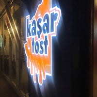 Foto diambil di Kaşar Tost oleh Derya A. pada 5/21/2018