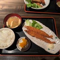 Photo taken at 料理人のいる魚屋 ガシラ by まえじ on 3/3/2024