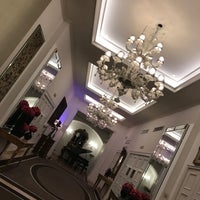 11/16/2018에 P@ris@🥀حضرت عشق:پدر🖤 B.님이 Savoy Hotel에서 찍은 사진