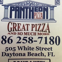 3/30/2015にNicole G.がPantheon Pizzaで撮った写真
