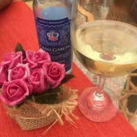 Foto tirada no(a) Império do Mar por Natalia B. em 5/30/2017