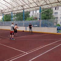 Photo taken at Баскетбольная Площадка у Управы by Anatoliy B. on 5/24/2015