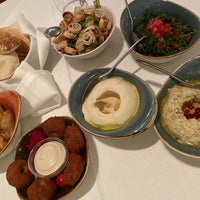 Photo taken at Restaurante Du Liban by MiMi🇸🇦 on 8/31/2022