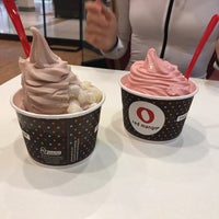 Photo taken at Red Mango by Alexey A. on 7/28/2017