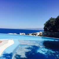 Das Foto wurde bei Elounda Gulf  Villas &amp;amp; Suites von Ice am 5/5/2015 aufgenommen