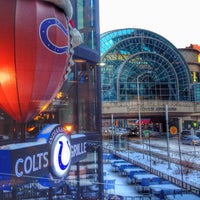 Photo taken at Indianapolis Colts Grille by Roger B. on 1/7/2015